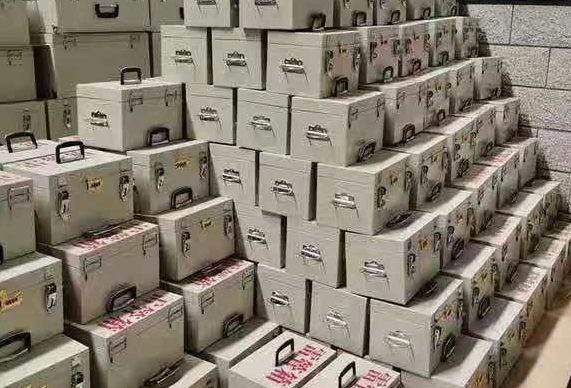 筠连不同材质的雷管箱/炸药箱有什么区别？