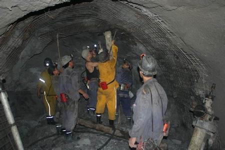 筠连工程爆破中的危险因素分析以及应对工程爆破危险的措施